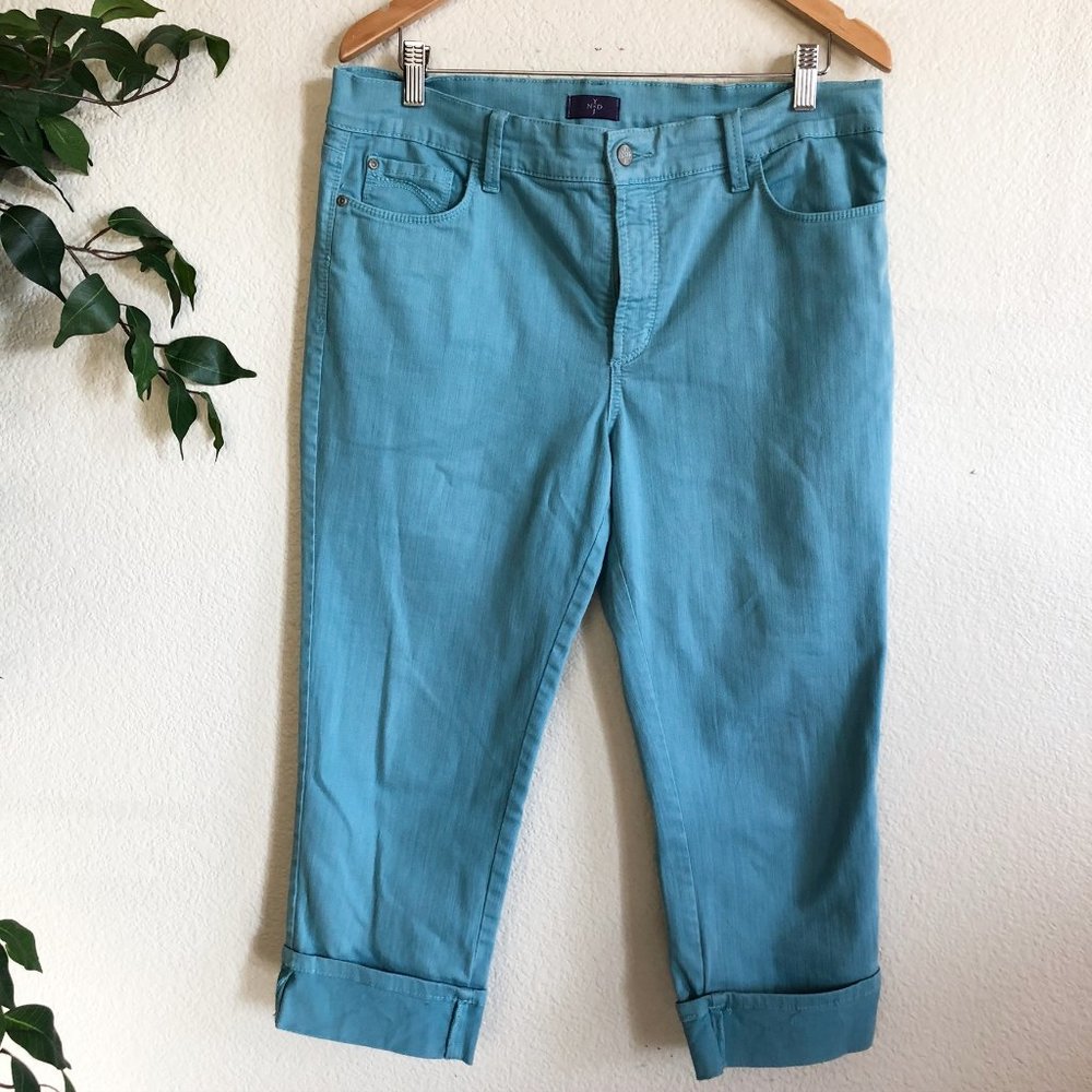 SOLD***NYDJ Dayla Wide Cuff Capri Pants